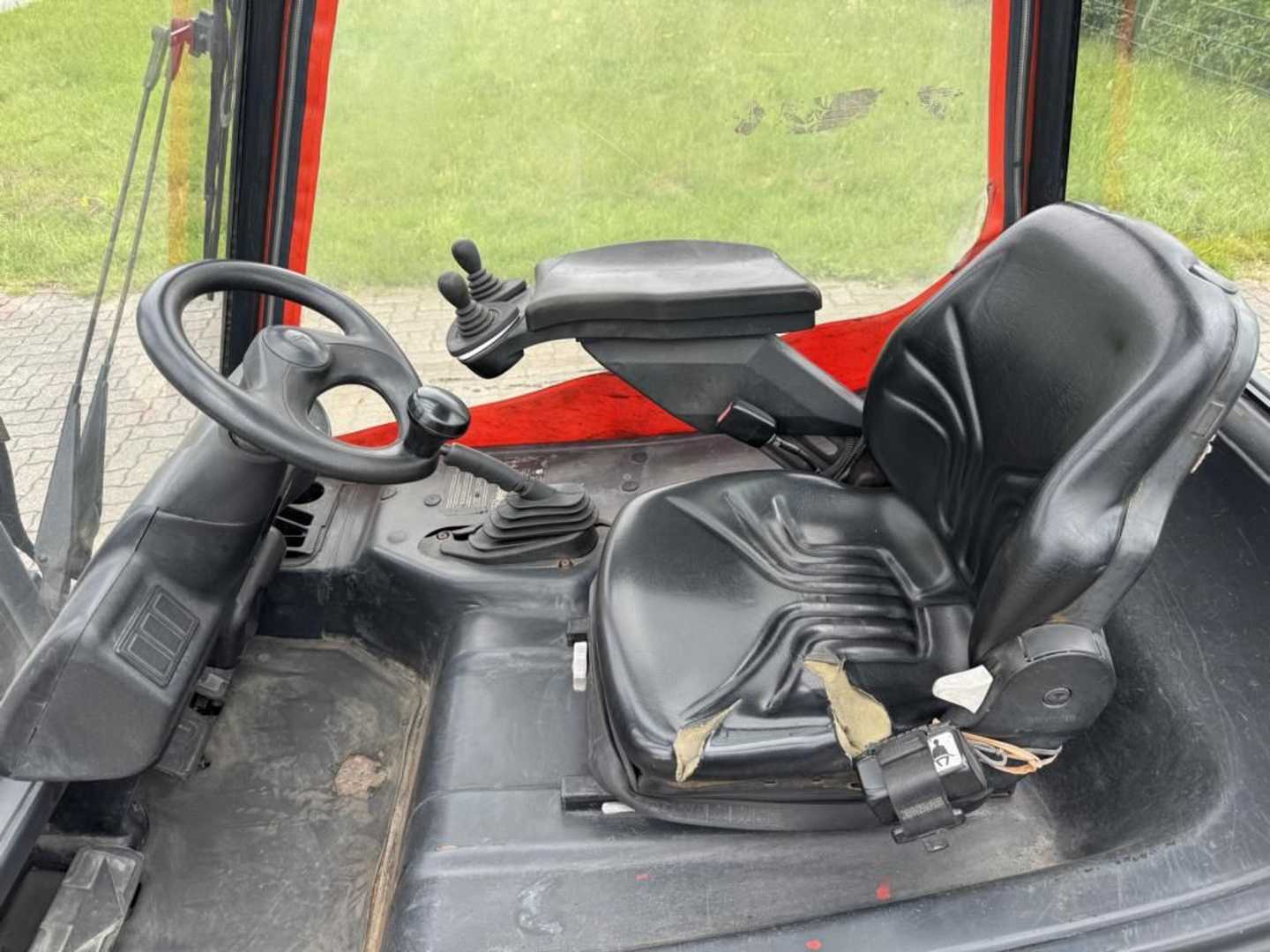 Used Forklift Linde E30-02 4 ratų šakinis krautuvas (Image 9)