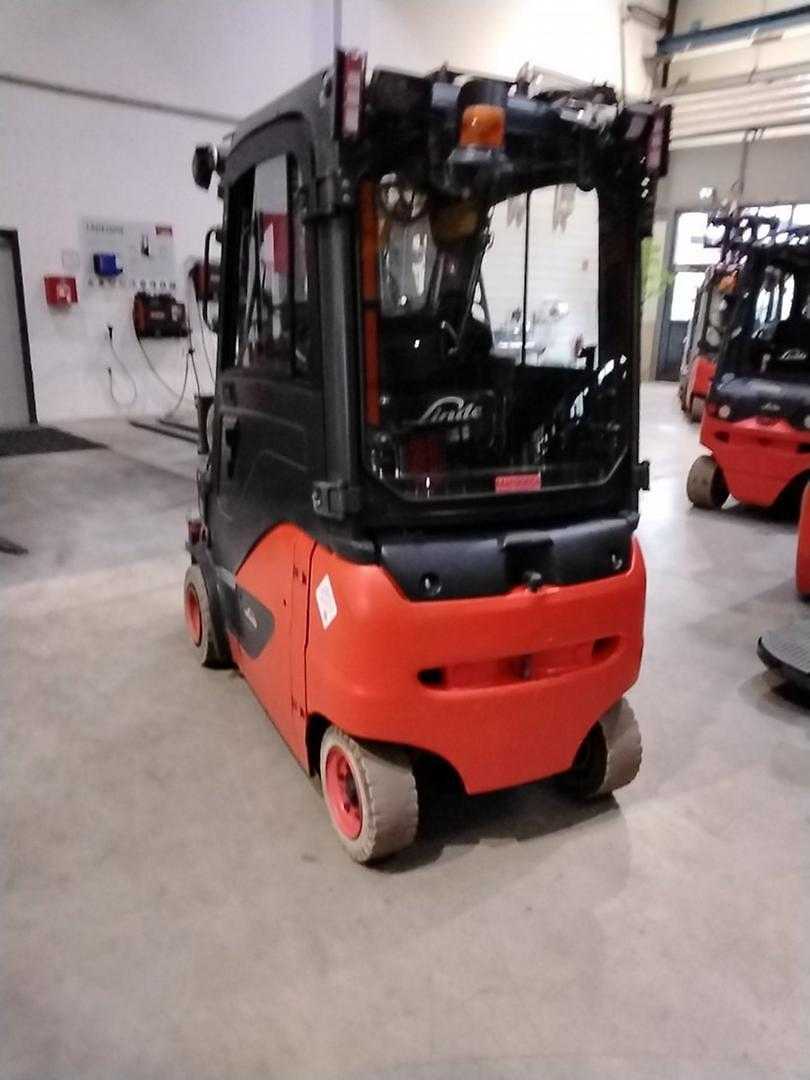 Used Forklift Linde E18PH 4 ratų šakinis krautuvas (Image 1) Used Forklift Linde E18PH 4 ratų šakinis krautuvas (Image 1)