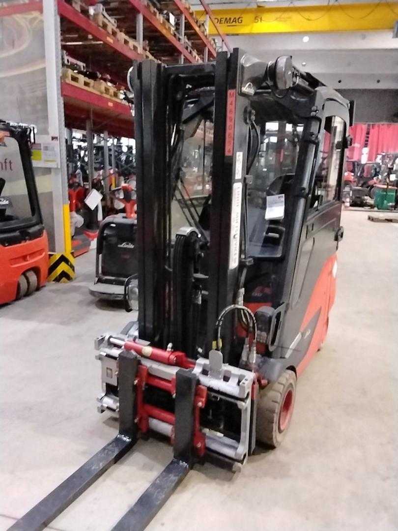 Used Forklift Linde E18PH 4 ratų šakinis krautuvas (Image 4) Used Forklift Linde E18PH 4 ratų šakinis krautuvas (Image 4)