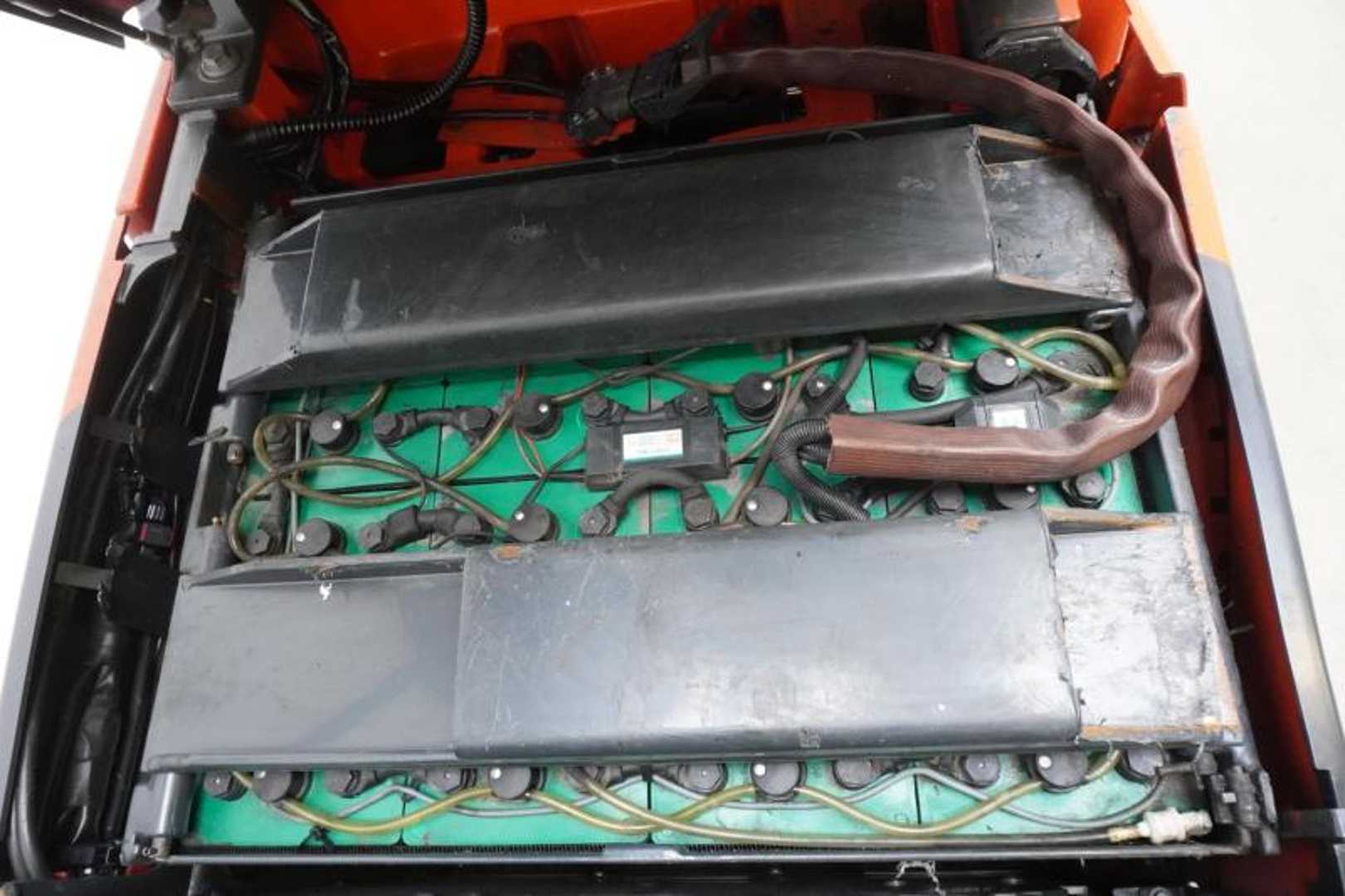 Used Forklift Linde E 20 PH EVO 386-02 4 ratų šakinis krautuvas (Image 5) Used Forklift Linde E 20 PH EVO 386-02 4 ratų šakinis krautuvas (Image 5)