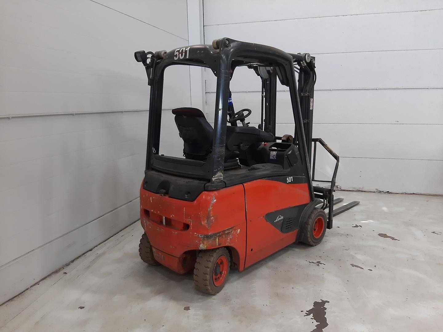 Used Forklift Linde E20PH-02 4 ratų šakinis krautuvas (Image 2) Used Forklift Linde E20PH-02 4 ratų šakinis krautuvas (Image 2)