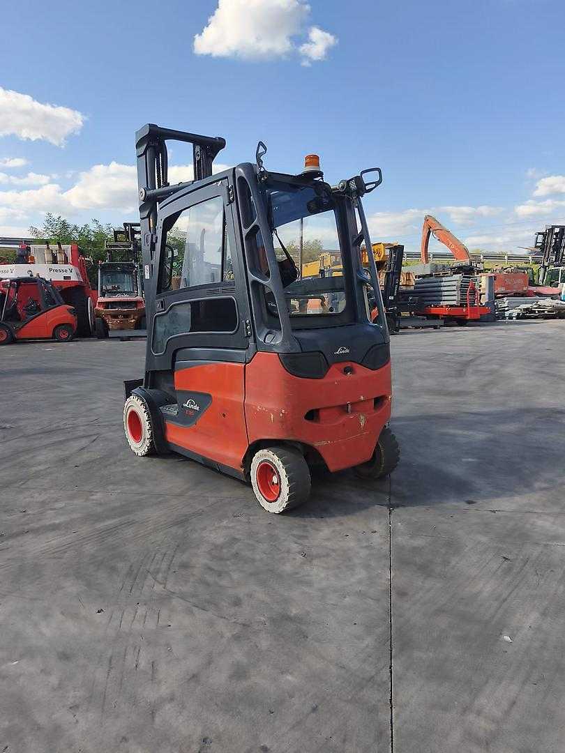 Used Forklift Linde E35HL-01 4 ratų šakinis krautuvas (Image 4) Used Forklift Linde E35HL-01 4 ratų šakinis krautuvas (Image 4)
