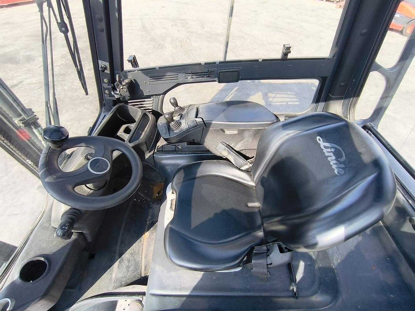 Used Forklift Linde E35HL-01 4 ratų šakinis krautuvas (Image 5) Used Forklift Linde E35HL-01 4 ratų šakinis krautuvas (Image 5)
