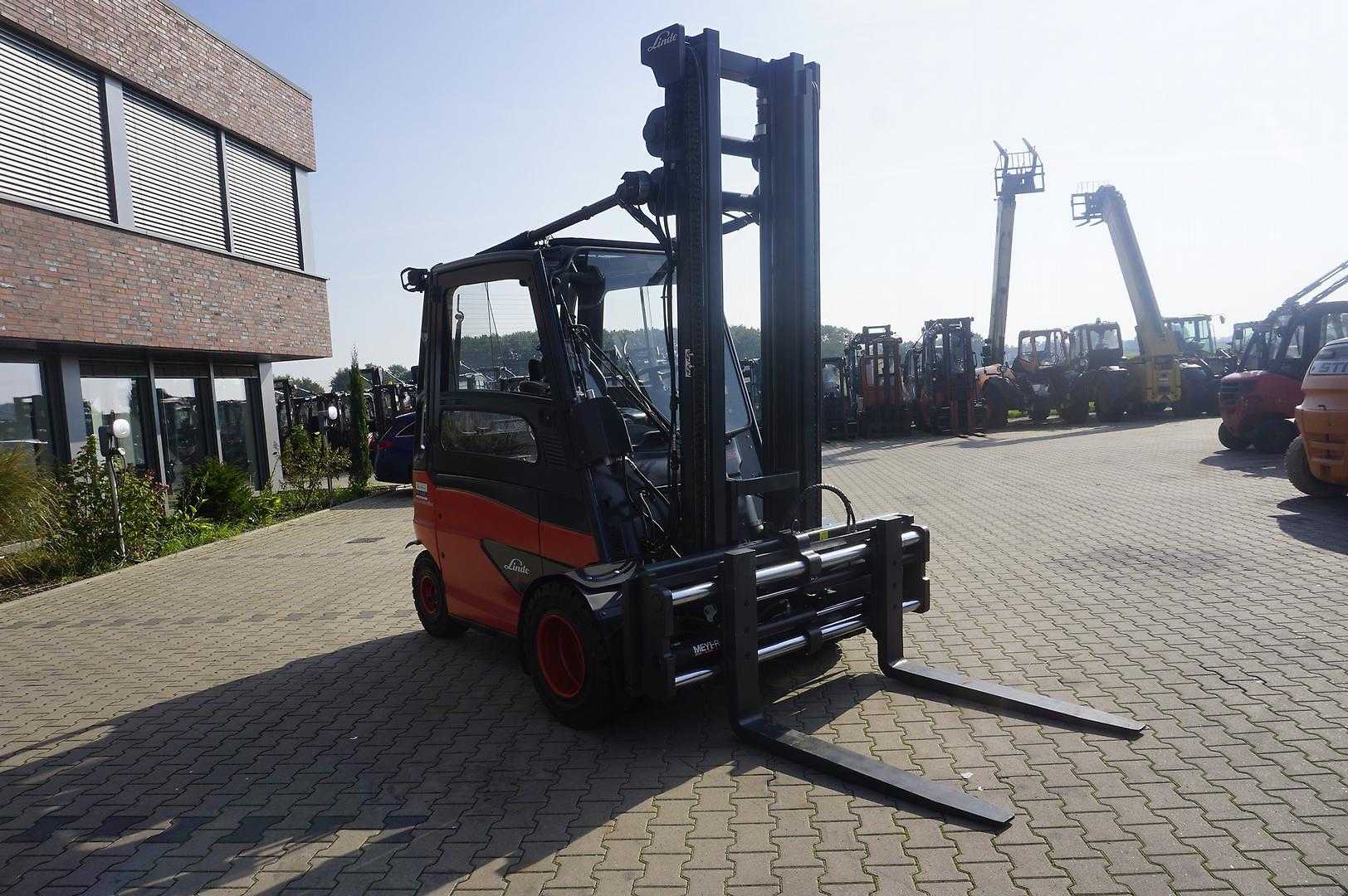 Used Forklift Linde E 50HL-01 - Nur 2.631 Stunden - Top Zustand 4 ratų šakinis krautuvas (Image 3) Used Forklift Linde E 50HL-01 - Nur 2.631 Stunden - Top Zustand 4 ratų šakinis krautuvas (Image 3)