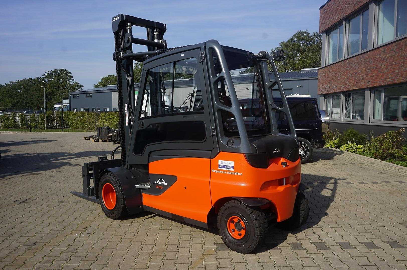 Used Forklift Linde E 50HL-01 - Nur 2.631 Stunden - Top Zustand 4 ratų šakinis krautuvas (Image 5) Used Forklift Linde E 50HL-01 - Nur 2.631 Stunden - Top Zustand 4 ratų šakinis krautuvas (Image 5)