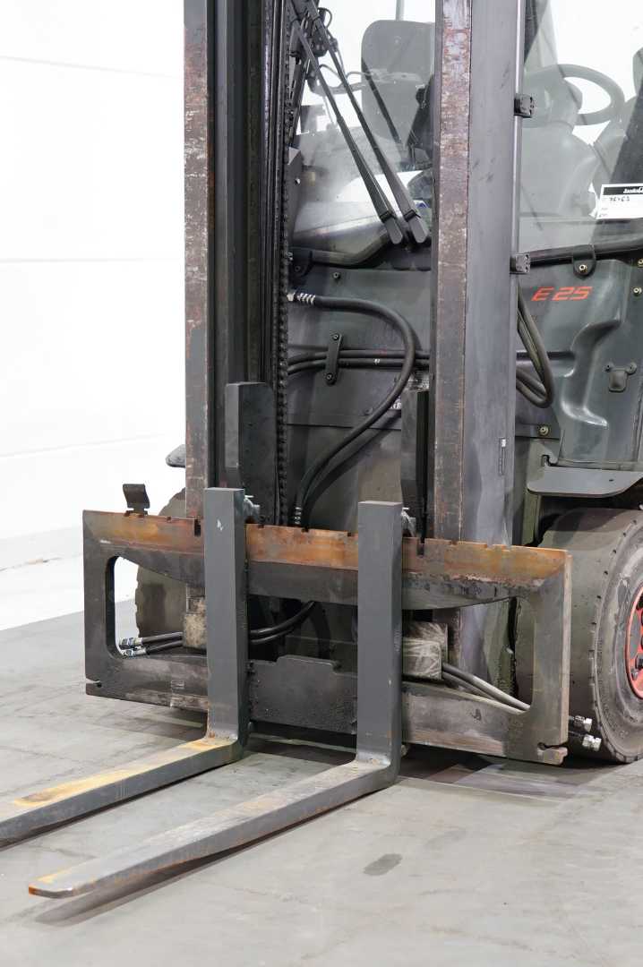 Used Forklift Linde E 25 387 4 ratų šakinis krautuvas (Image 3) Used Forklift Linde E 25 387 4 ratų šakinis krautuvas (Image 3)