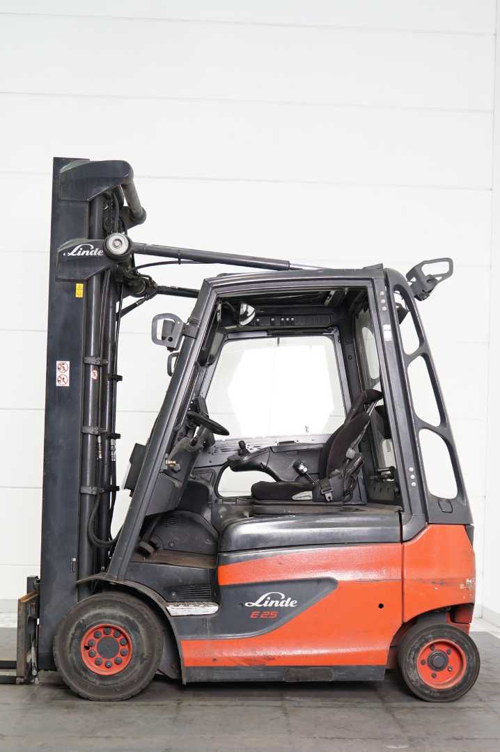 Used Forklift Linde E 25 387 4 ratų šakinis krautuvas (Image 6) Used Forklift Linde E 25 387 4 ratų šakinis krautuvas (Image 6)