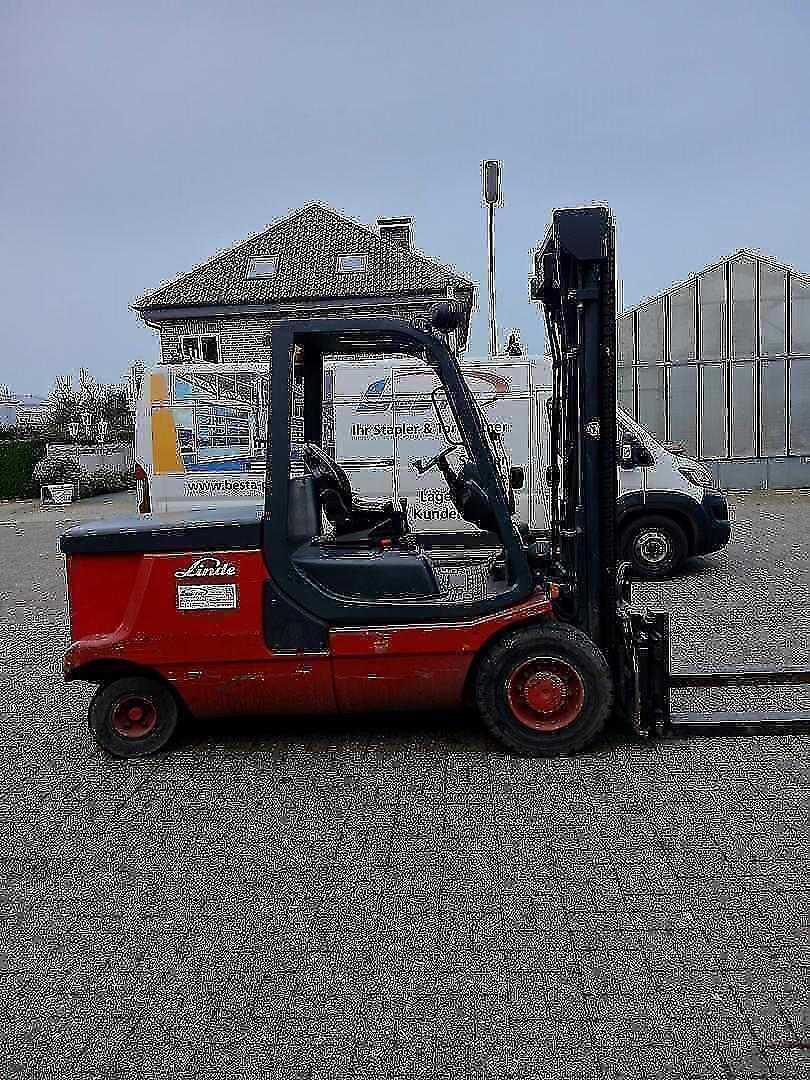 Used Forklift Linde E48 4 ratų šakinis krautuvas (Image 9) Used Forklift Linde E48 4 ratų šakinis krautuvas (Image 9)