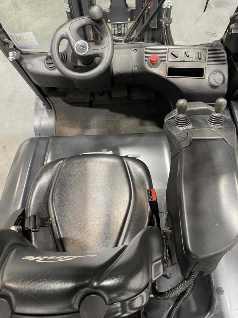 Used Forklift Linde E50HL-01-388 4 ratų šakinis krautuvas (Image 7) Used Forklift Linde E50HL-01-388 4 ratų šakinis krautuvas (Image 7)