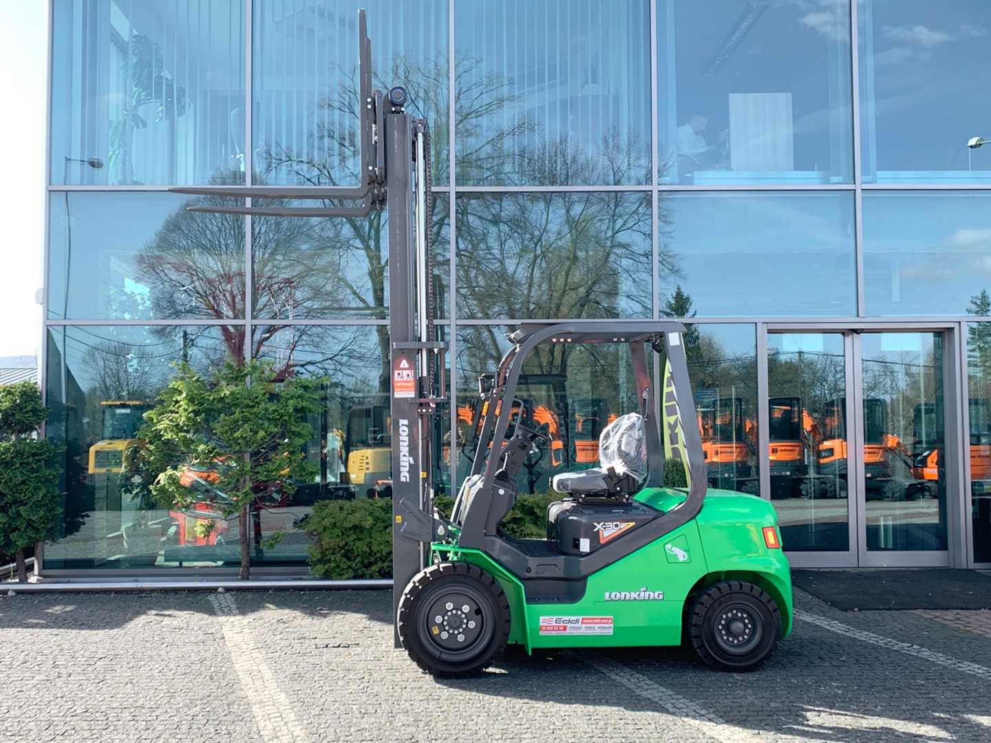 Used Forklift Lonking LG30BX Li-ion 4 ratų šakinis krautuvas (Image 6)