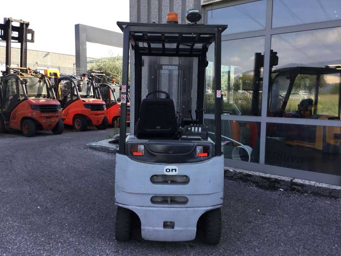 Used Forklift OM EU 20 4 ratų šakinis krautuvas (Image 5) Used Forklift OM EU 20 4 ratų šakinis krautuvas (Image 5)