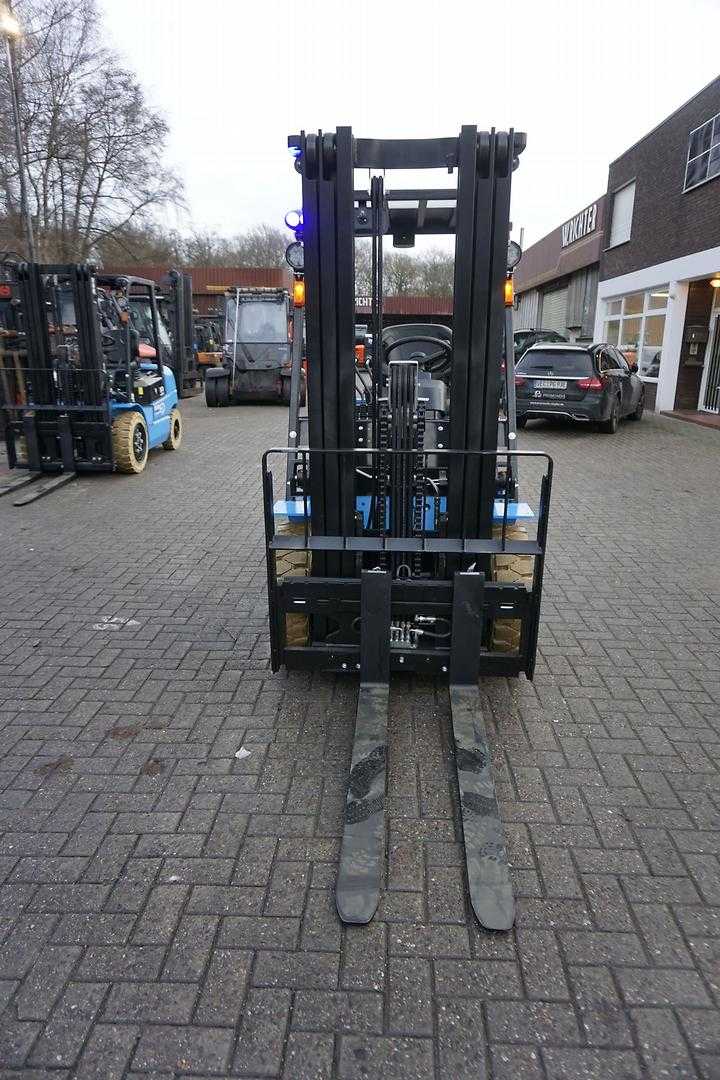Used Forklift Other EFL 252 BL 4 ratų šakinis krautuvas (Image 2)