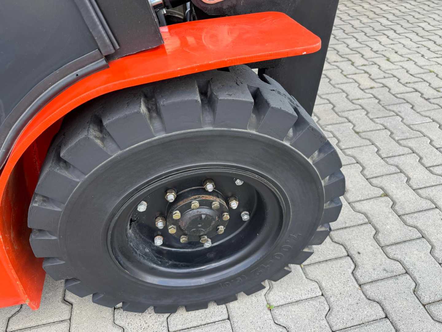 Used Forklift Other TIDER FB25 // Lithium ion battery 4 ratų šakinis krautuvas (Image 13) Used Forklift Other TIDER FB25 // Lithium ion battery 4 ratų šakinis krautuvas (Image 13)
