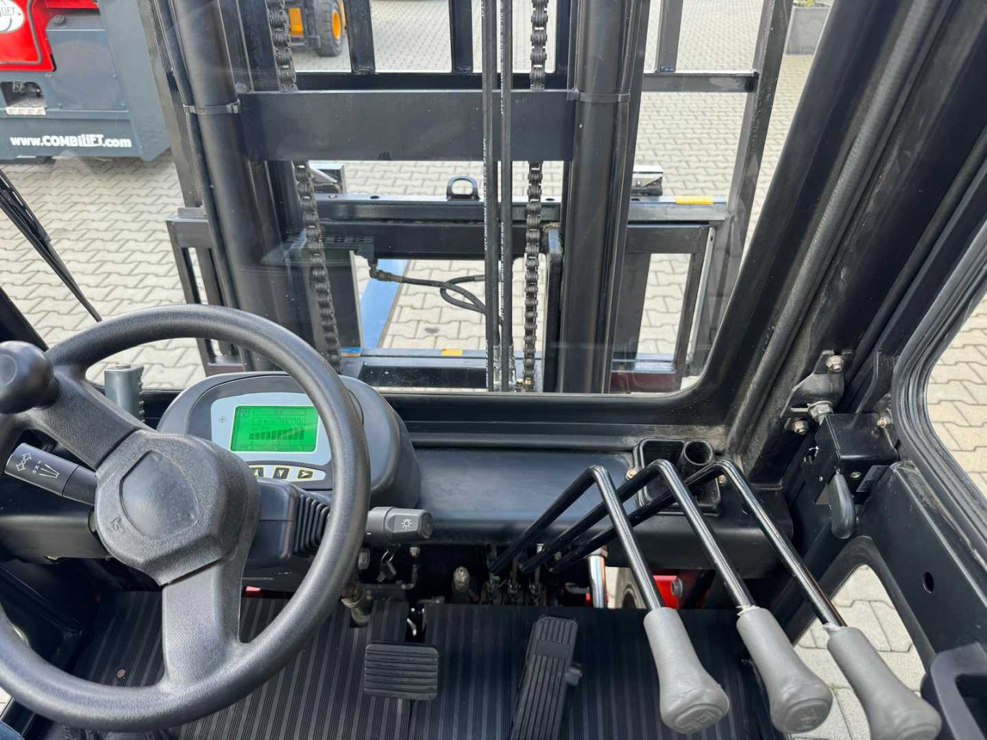 Used Forklift Other TIDER FB25 // Lithium ion battery 4 ratų šakinis krautuvas (Image 17) Used Forklift Other TIDER FB25 // Lithium ion battery 4 ratų šakinis krautuvas (Image 17)