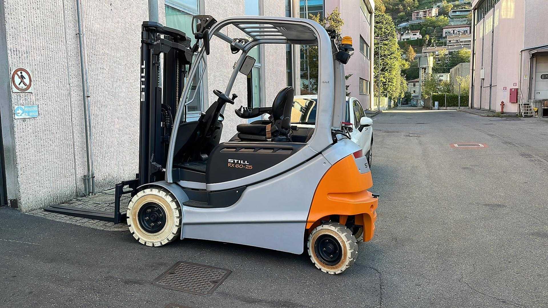 Used Forklift STILL RX60-25 4 ratų šakinis krautuvas (Image 1) Used Forklift STILL RX60-25 4 ratų šakinis krautuvas (Image 1)