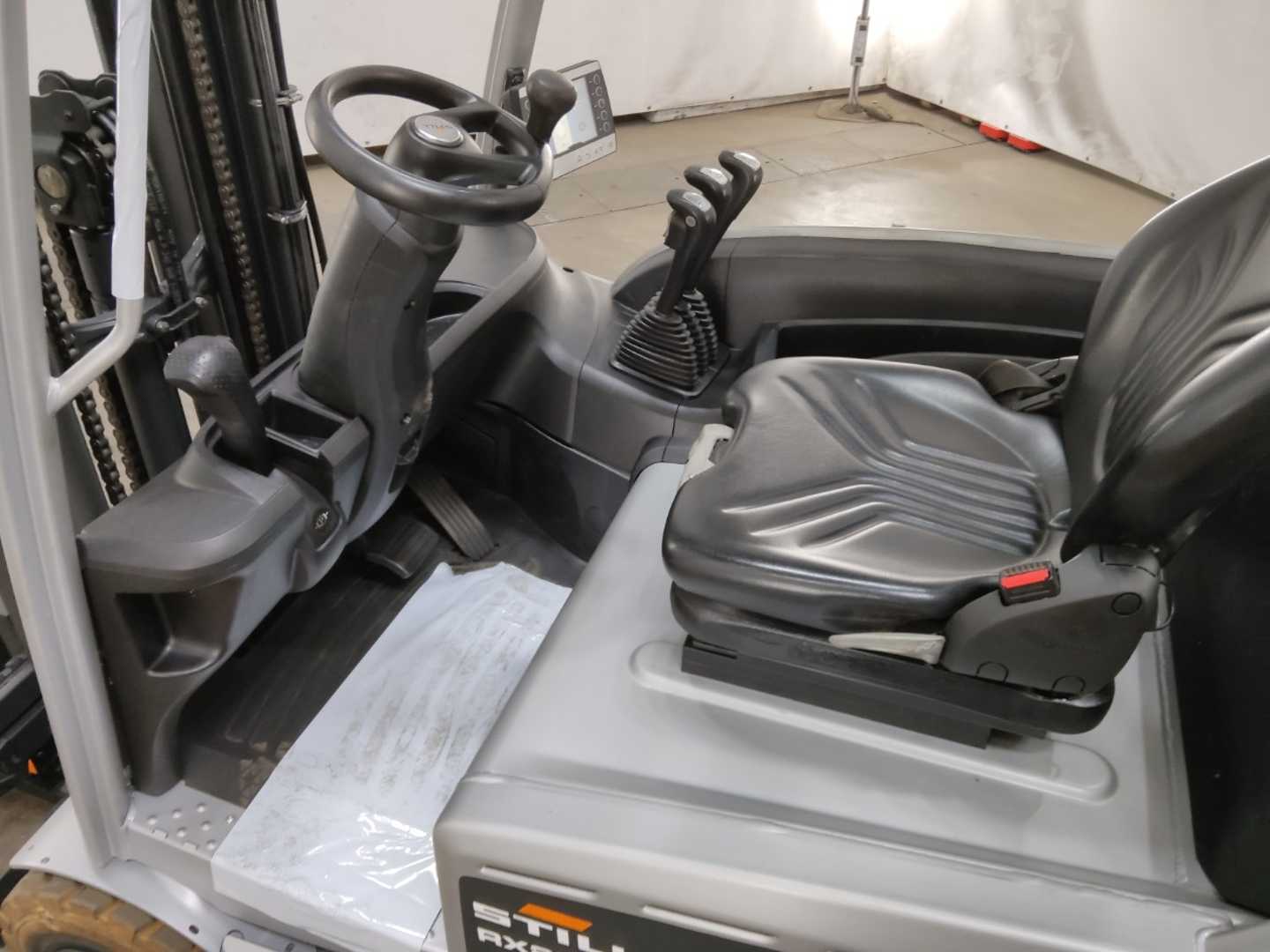 Used Forklift STILL RX20-20P/BRONZE 4 ratų šakinis krautuvas (Image 3)