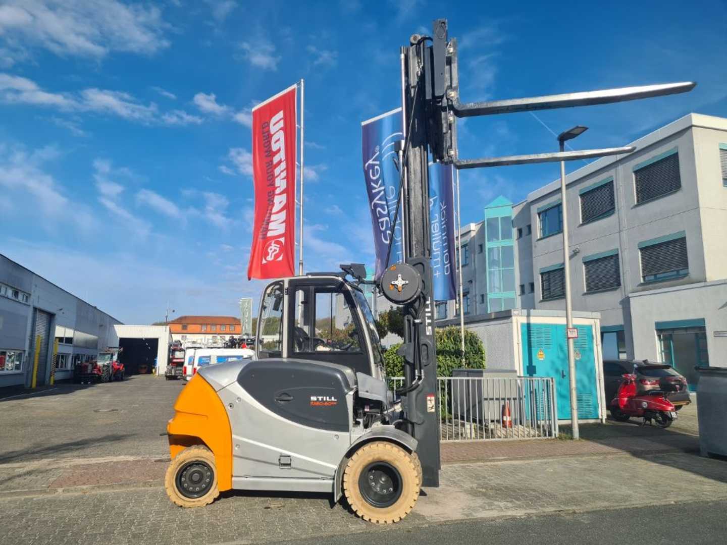 Used Forklift STILL RX 60-80 900 4 ratų šakinis krautuvas (Image 8) Used Forklift STILL RX 60-80 900 4 ratų šakinis krautuvas (Image 8)