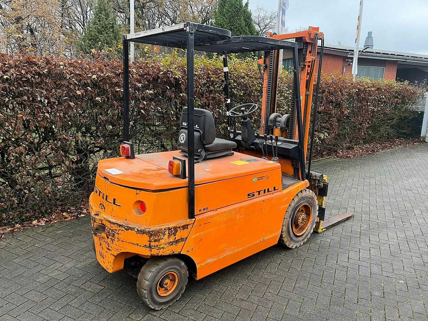 Used Forklift STILL R 60 - 40 4 ratų šakinis krautuvas (Image 7) Used Forklift STILL R 60 - 40 4 ratų šakinis krautuvas (Image 7)