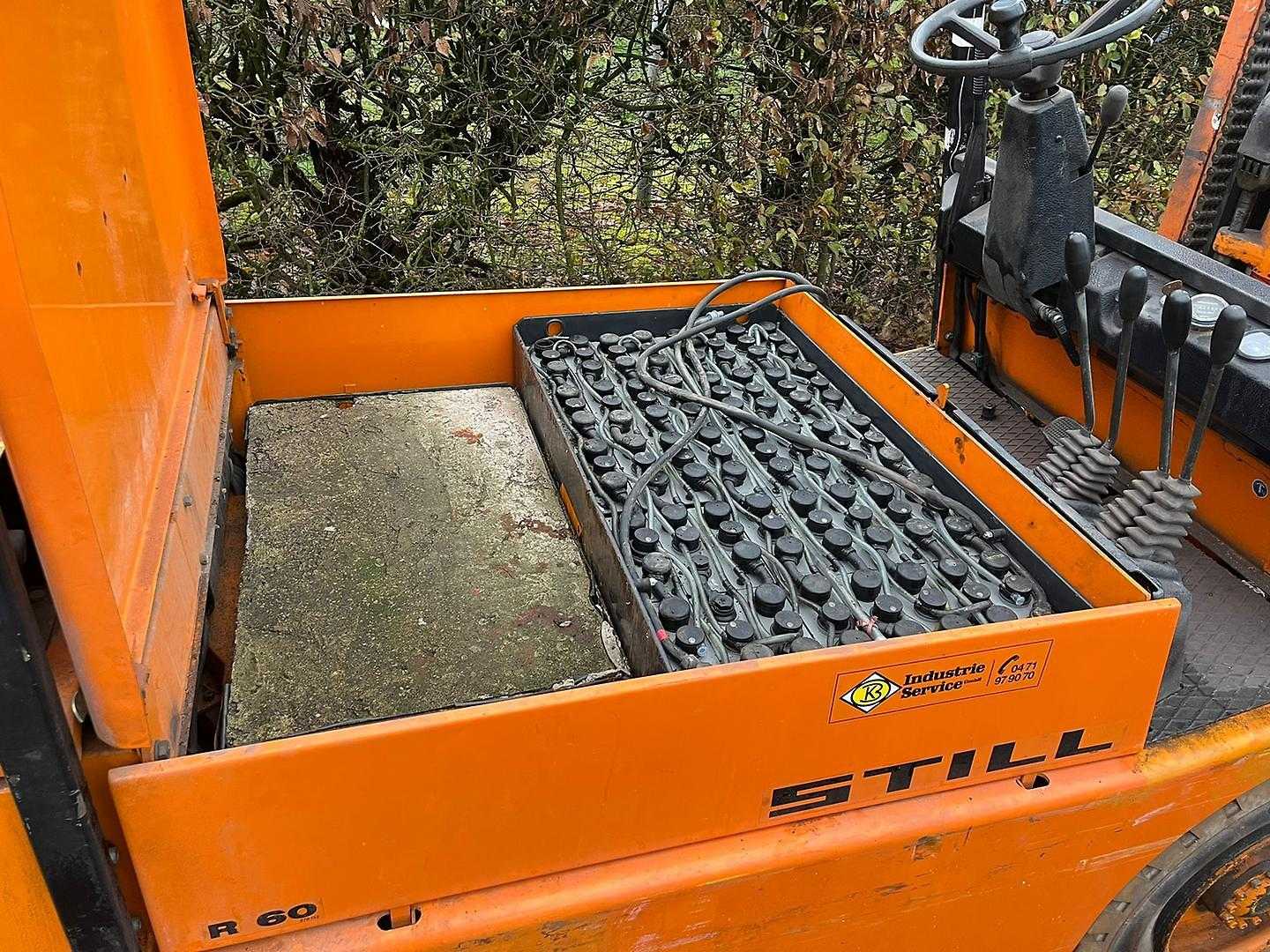 Used Forklift STILL R 60 - 40 4 ratų šakinis krautuvas (Image 11) Used Forklift STILL R 60 - 40 4 ratų šakinis krautuvas (Image 11)
