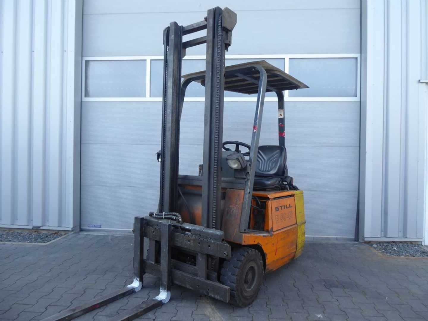 Used Forklift STILL R50-15 4 ratų šakinis krautuvas (Image 1) Used Forklift STILL R50-15 4 ratų šakinis krautuvas (Image 1)