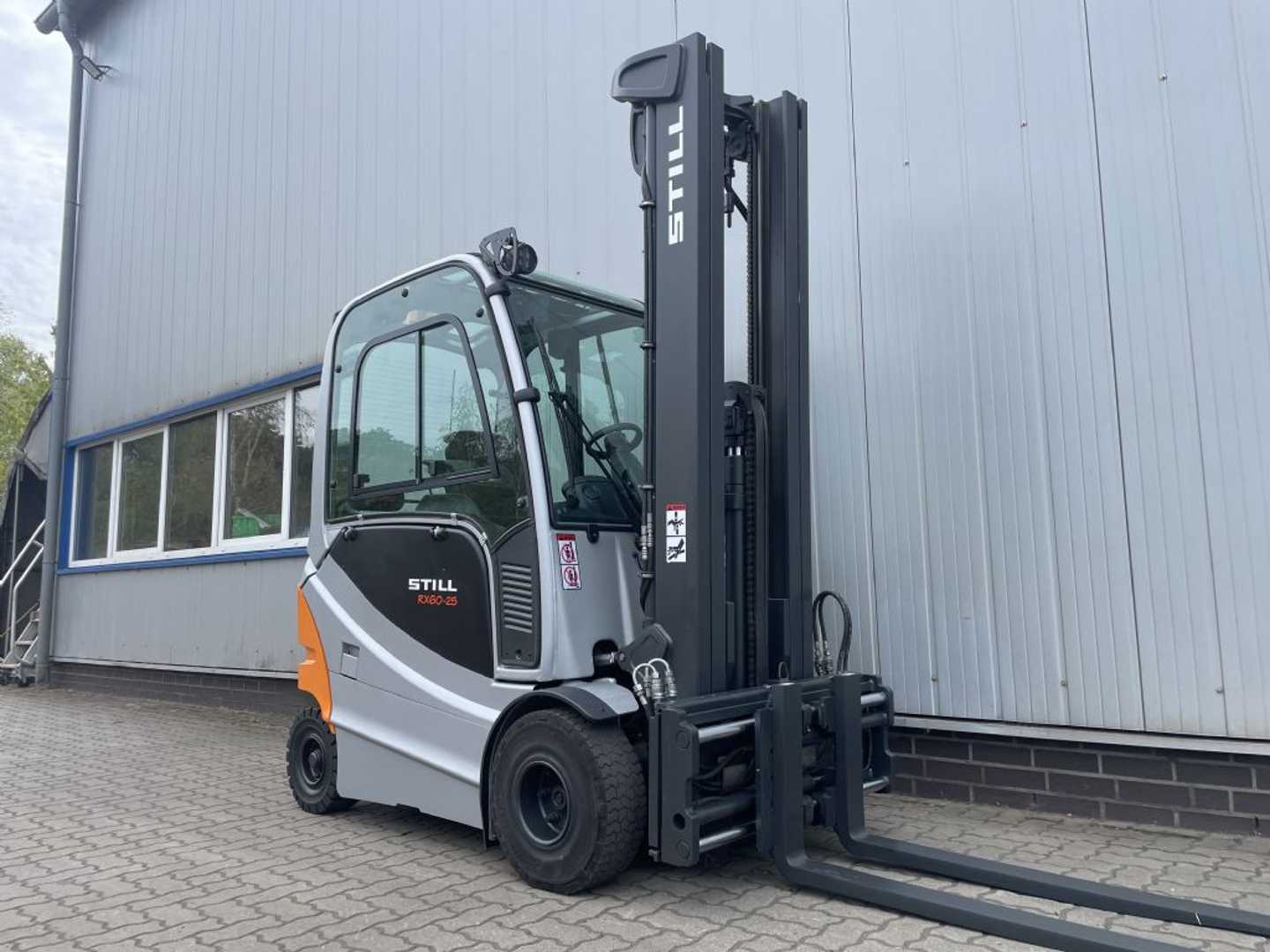 Used Forklift STILL RX60-25 | Batterie 86% 4 ratų šakinis krautuvas (Image 4)