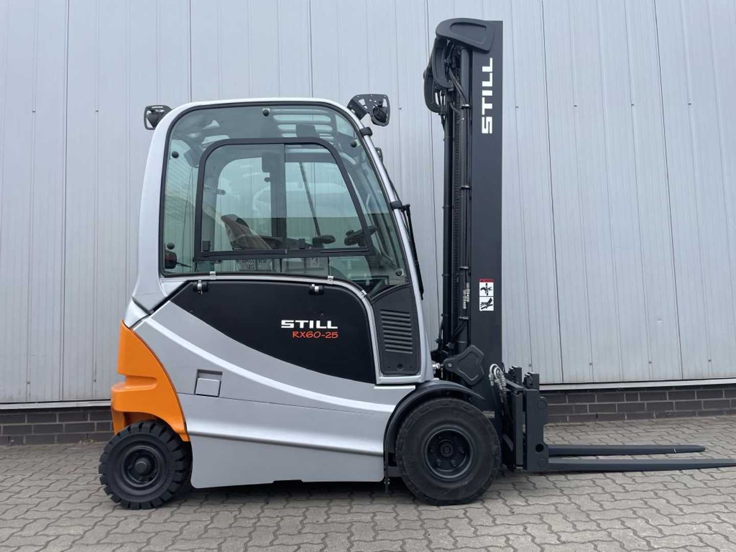 Used Forklift STILL RX60-25 | Batterie 86% 4 ratų šakinis krautuvas (Image 7)