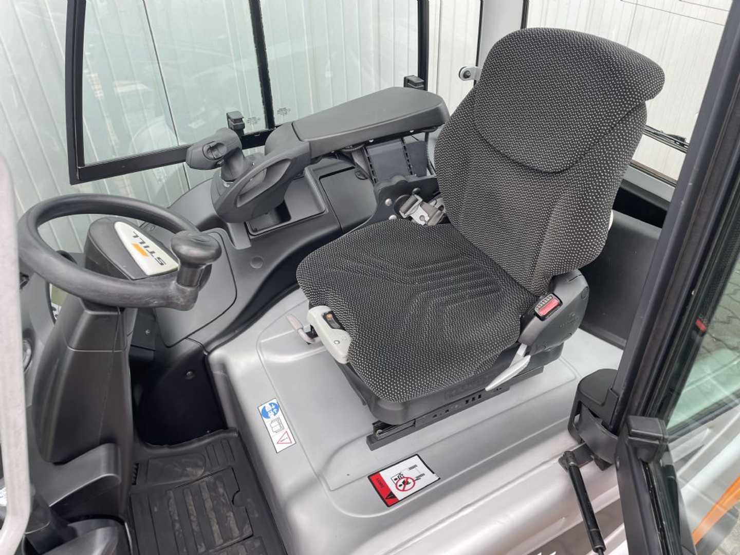 Used Forklift STILL RX60-25 | Batterie 86% 4 ratų šakinis krautuvas (Image 11)