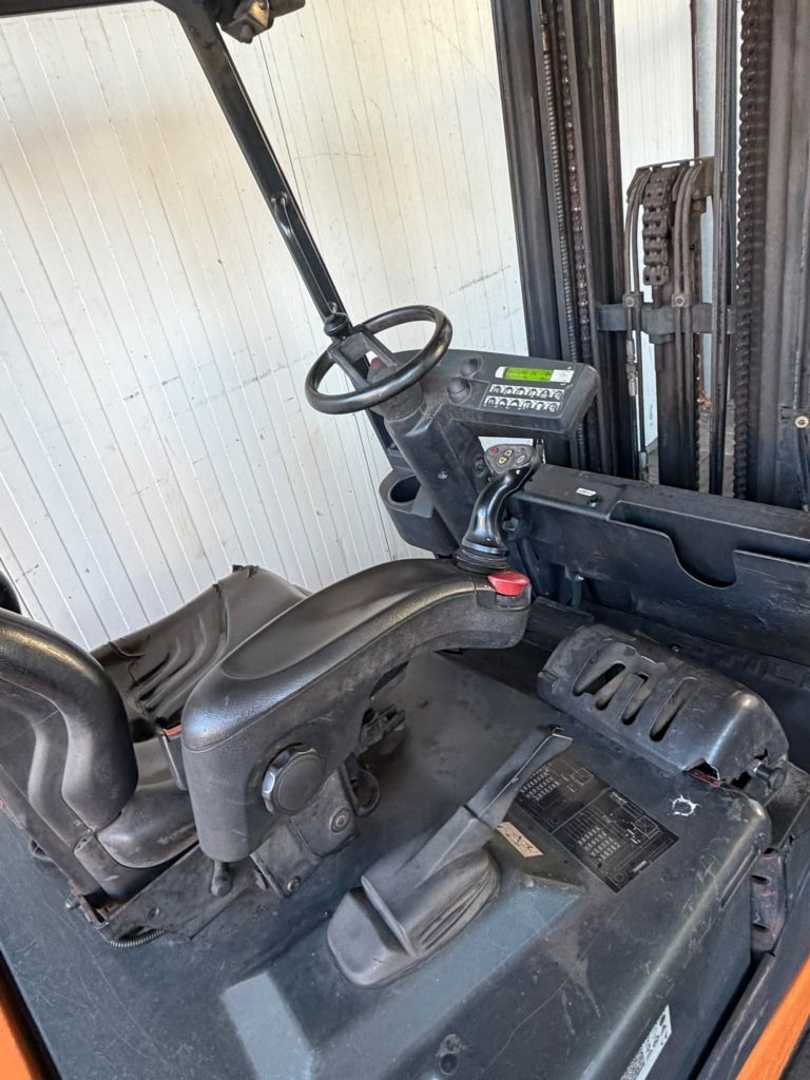 Used Forklift STILL RX60-20i 4 ratų šakinis krautuvas (Image 3) Used Forklift STILL RX60-20i 4 ratų šakinis krautuvas (Image 3)