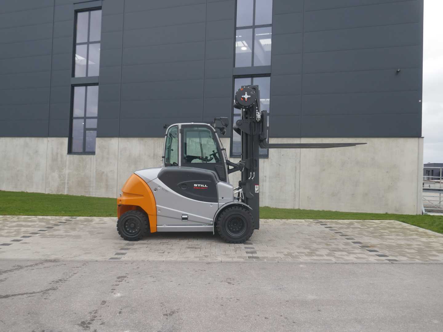 Used Forklift STILL RX 60-80 4 ratų šakinis krautuvas (Image 5)