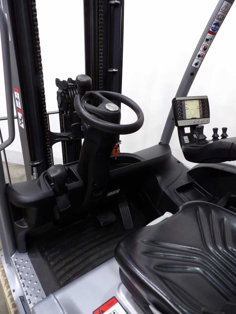 Used Forklift STILL RX20-20P 4 ratų šakinis krautuvas (Image 5)