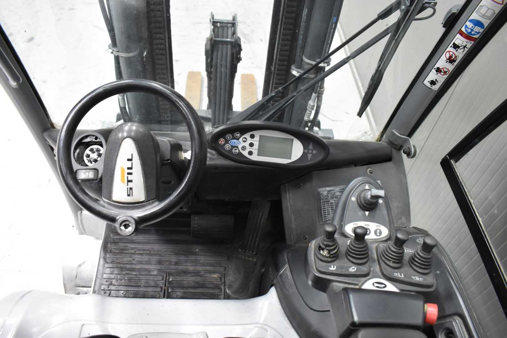 Used Forklift STILL RX 60-30 /58623/ 4 ratų šakinis krautuvas (Image 7)