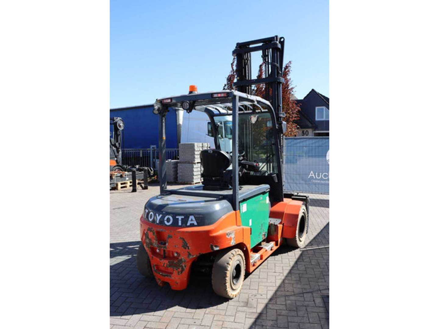 Used Forklift Toyota 8FBMT50 4 ratų šakinis krautuvas (Image 6)