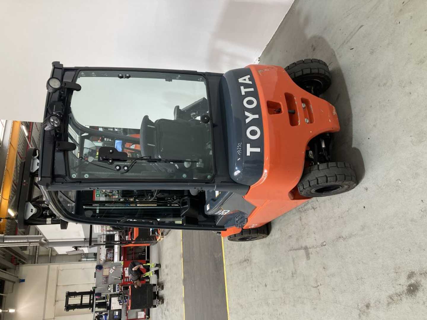 Used Forklift Toyota 8FBM20T 4 ratų šakinis krautuvas (Image 1) Used Forklift Toyota 8FBM20T 4 ratų šakinis krautuvas (Image 1)