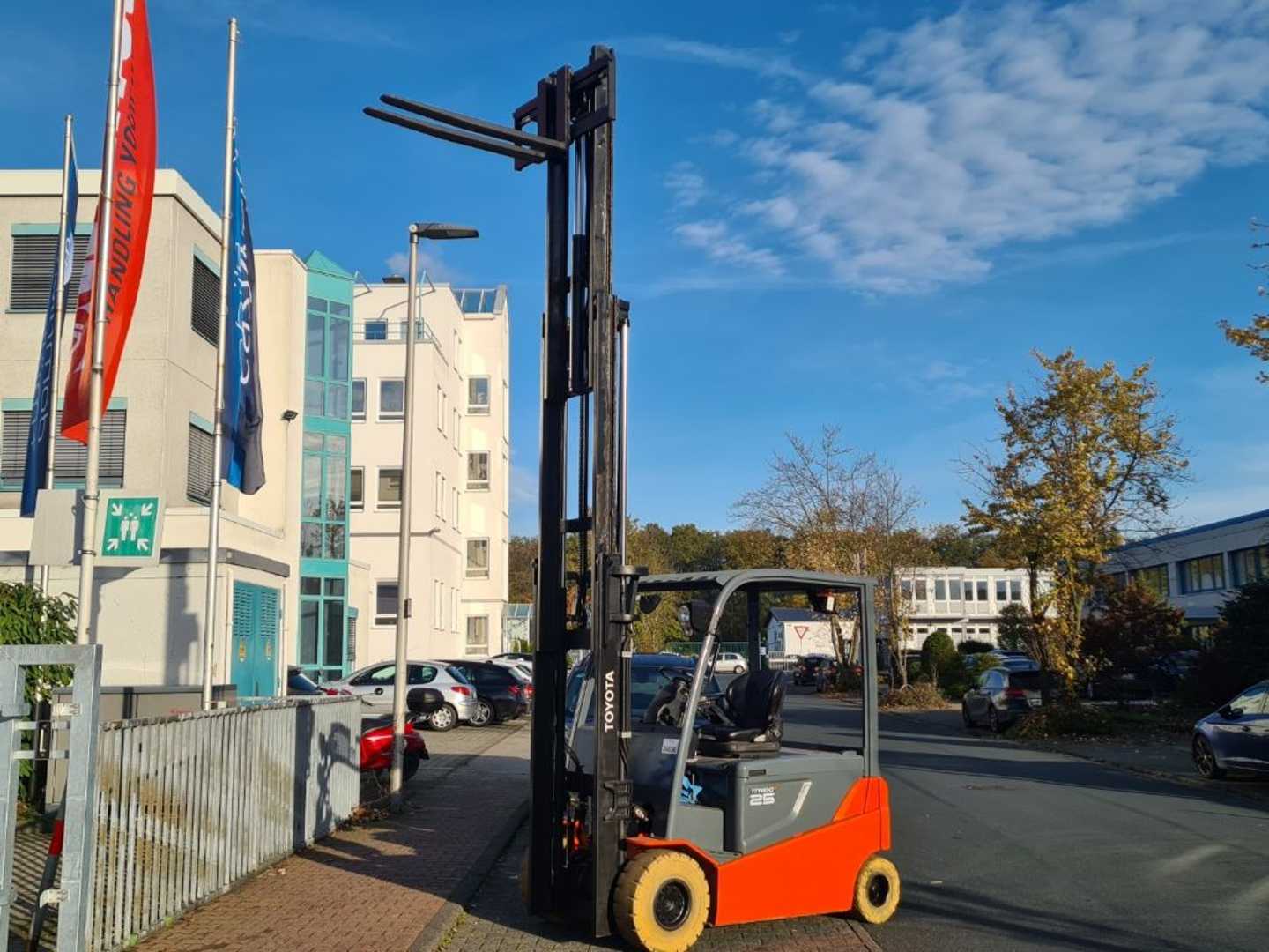 Used Forklift Toyota 8FBMT25 4 ratų šakinis krautuvas (Image 9)
