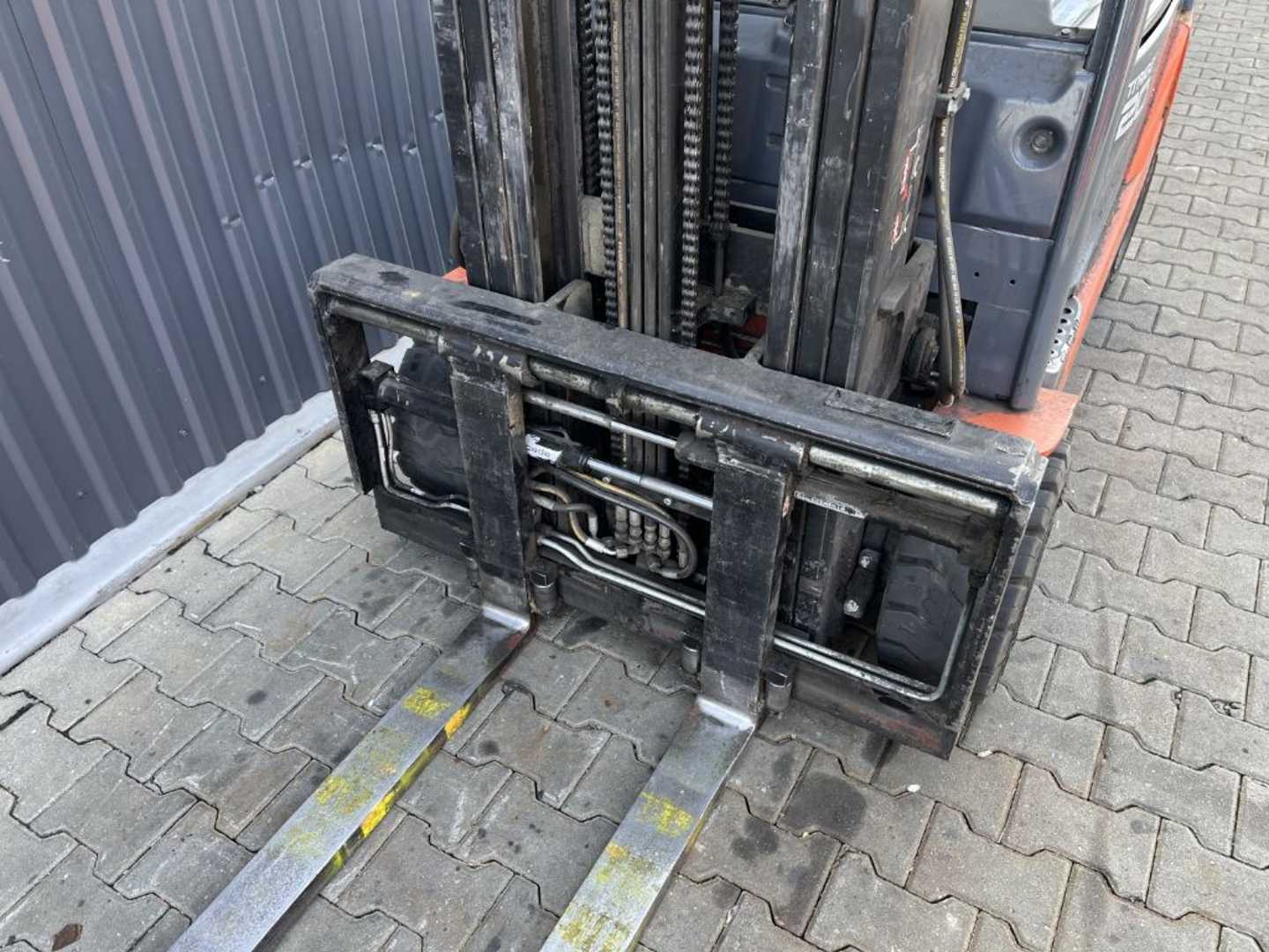 Used Forklift Toyota 8FBM20T 4 ratų šakinis krautuvas (Image 10)