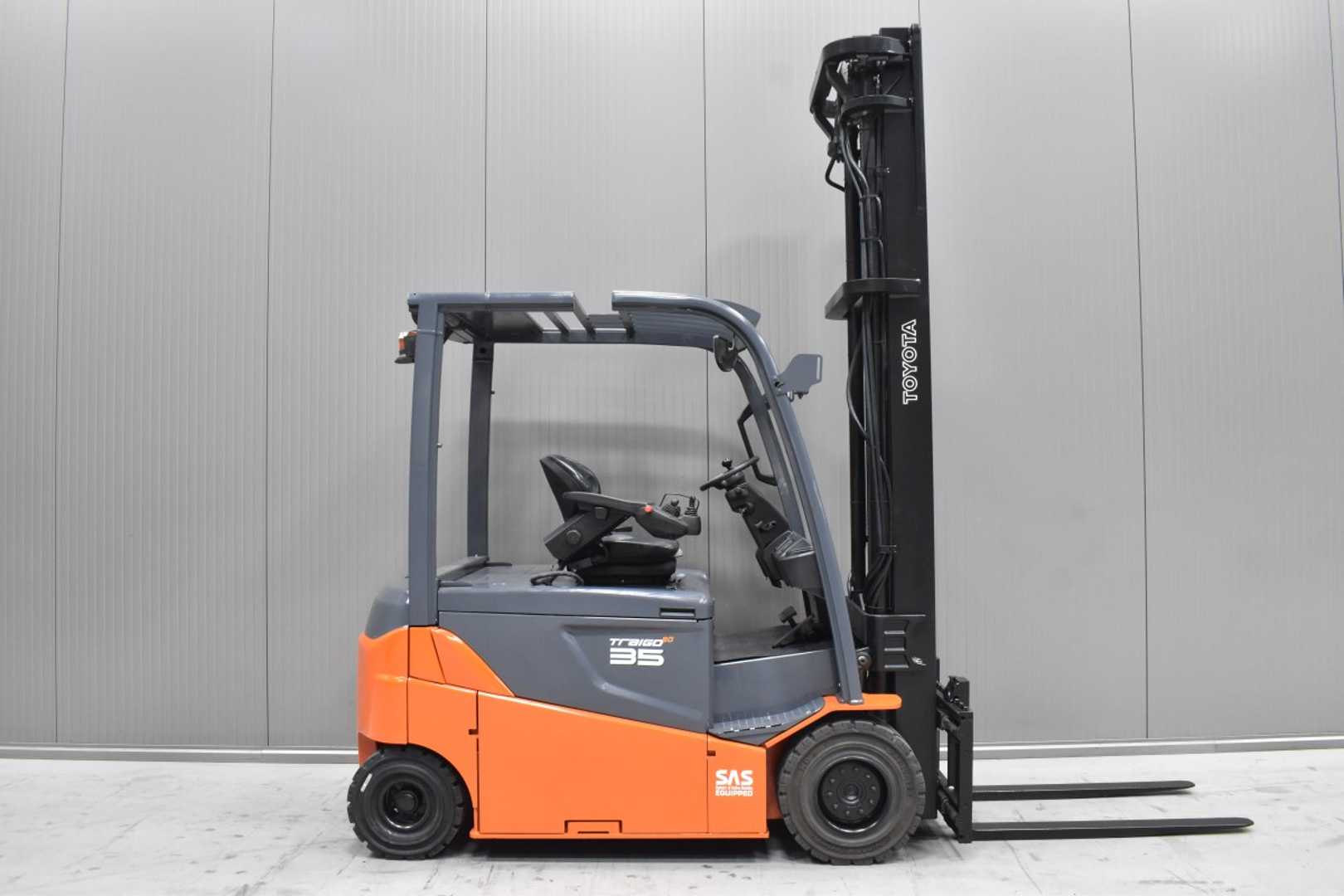 Used Forklift Toyota 8FBMT35 /57759/ 4 ratų šakinis krautuvas (Image 3)