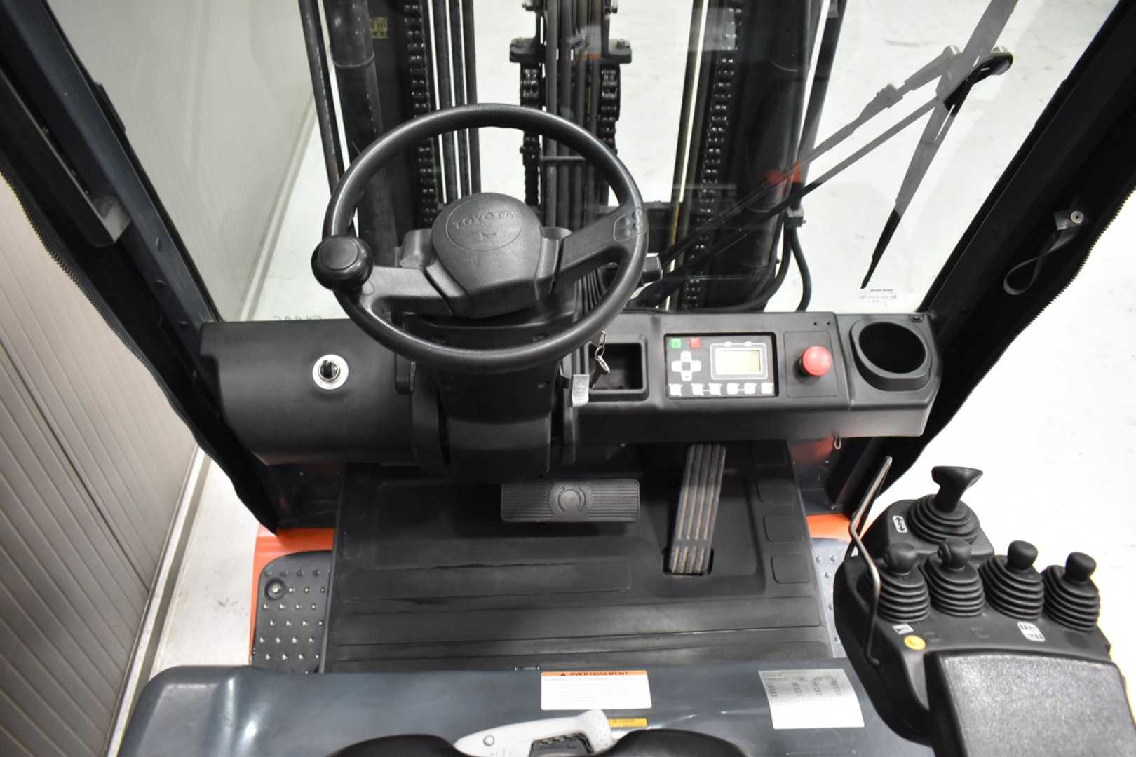 Used Forklift Toyota 8FBMKT25 /58826/ 4 ratų šakinis krautuvas (Image 7)