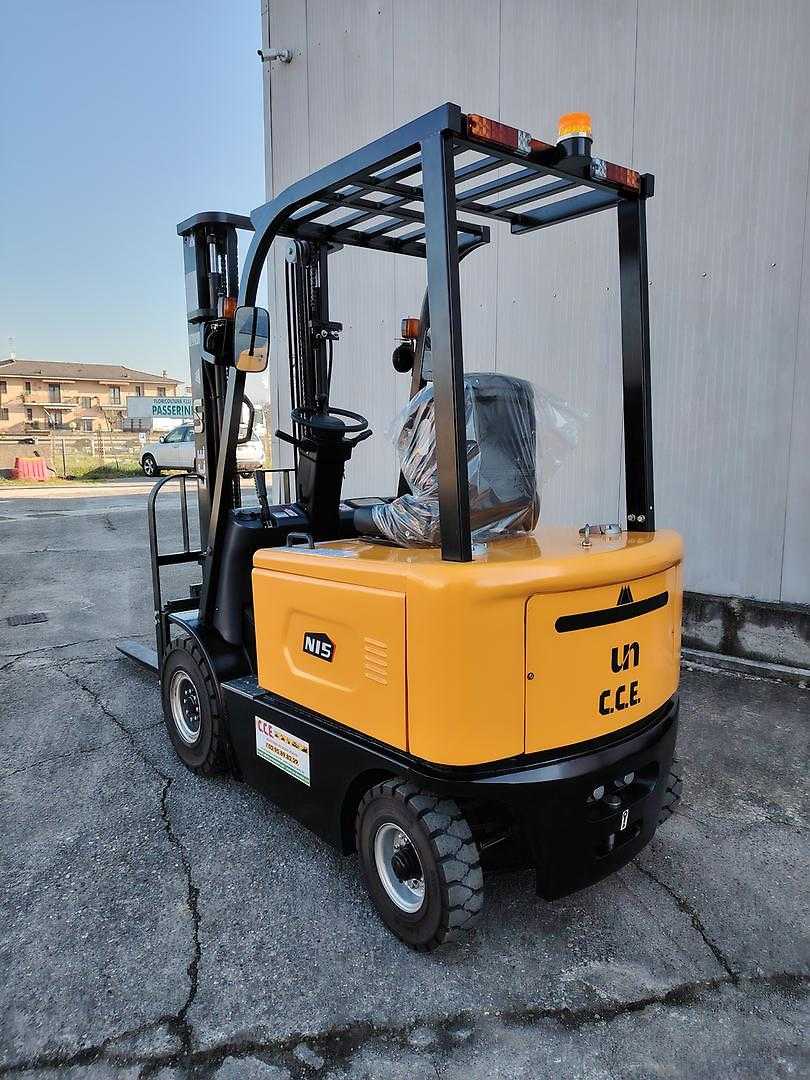 Used Forklift UN FB15 4 ratų šakinis krautuvas (Image 3)