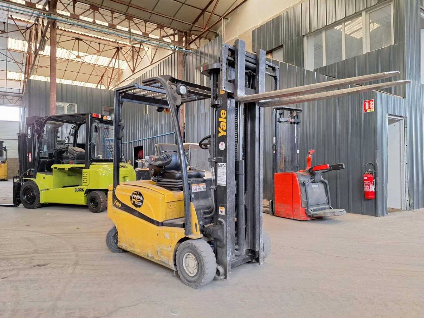 Used Forklift Yale ERP16VF LWB 4 ratų šakinis krautuvas (Image 9)