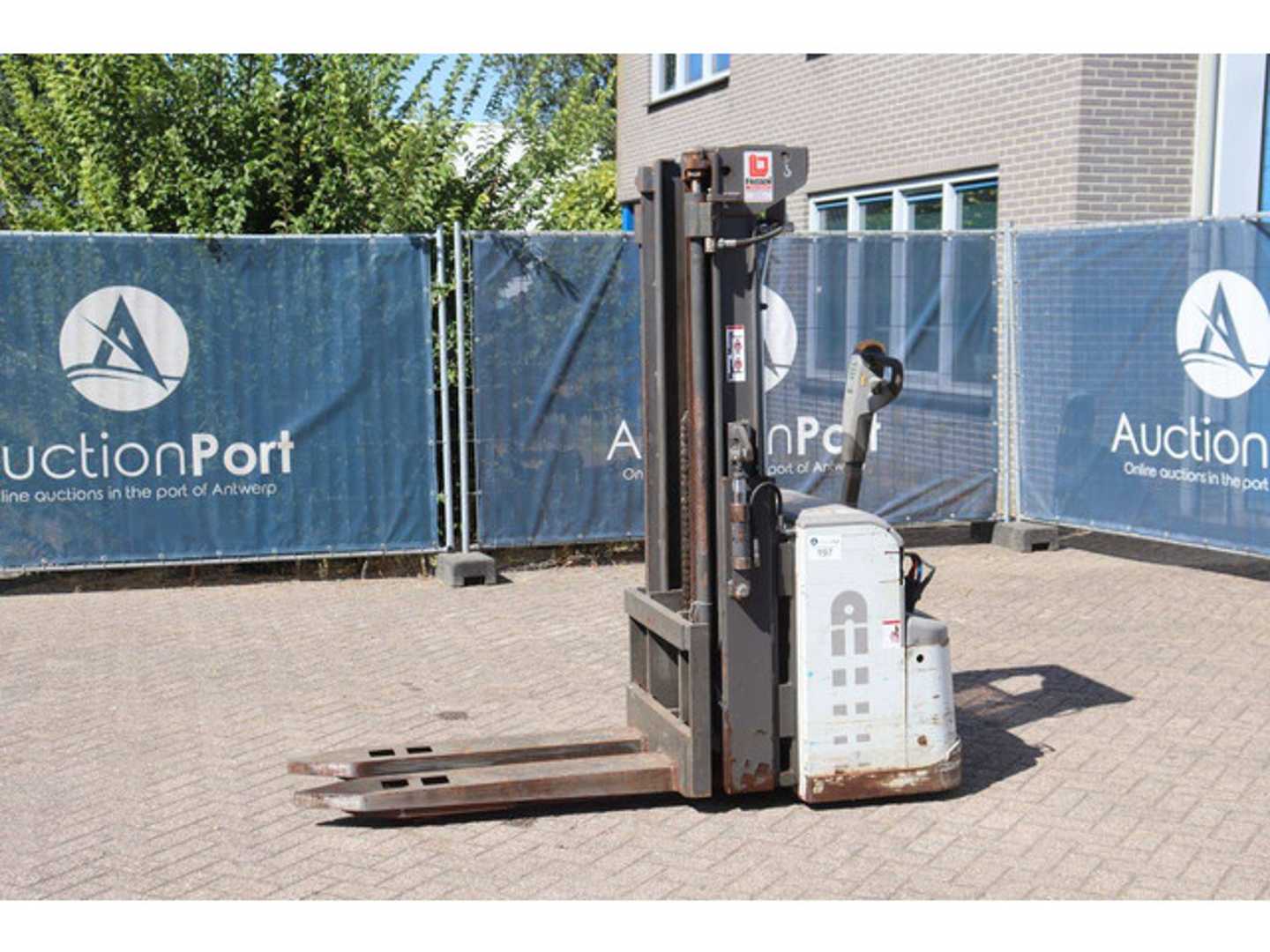 Used Forklift Atlet PSH20TFV290 Aukštas vežimėlis (rankinis / elektrinis kėlimas) (Image 1) Used Forklift Atlet PSH20TFV290 Aukštas vežimėlis (rankinis / elektrinis kėlimas) (Image 1)