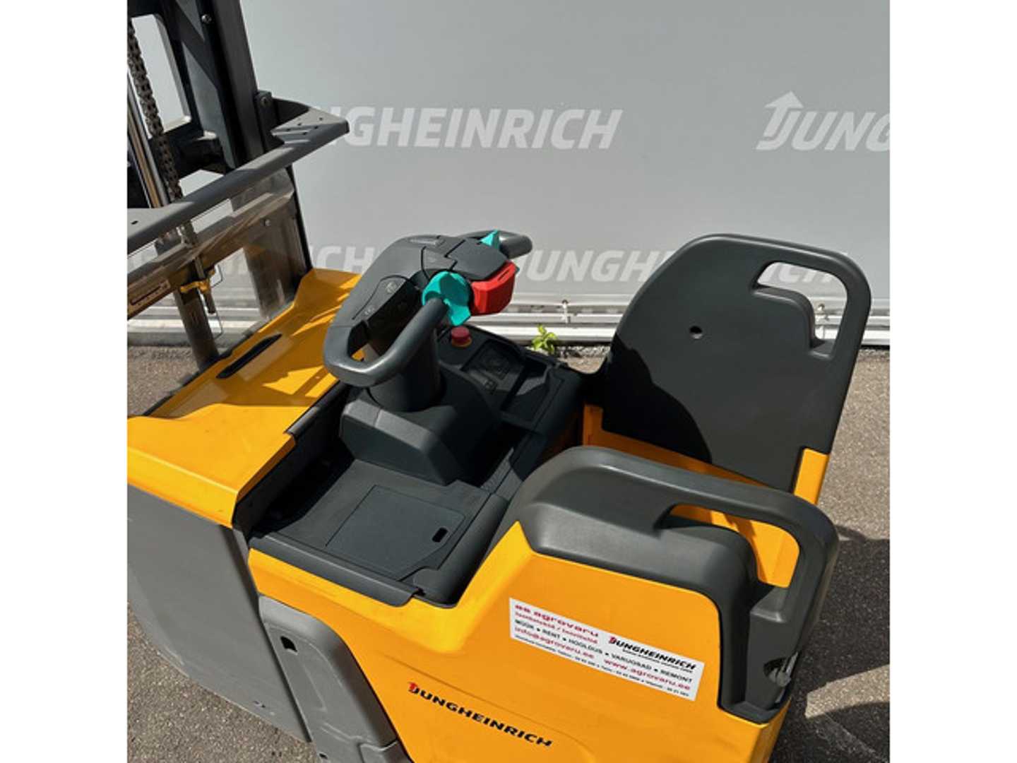Used Forklift Jungheinrich ERD 220 1660 ZT 1400mm Aukštas vežimėlis (rankinis / elektrinis kėlimas) (Image 5) Used Forklift Jungheinrich ERD 220 1660 ZT 1400mm Aukštas vežimėlis (rankinis / elektrinis kėlimas) (Image 5)