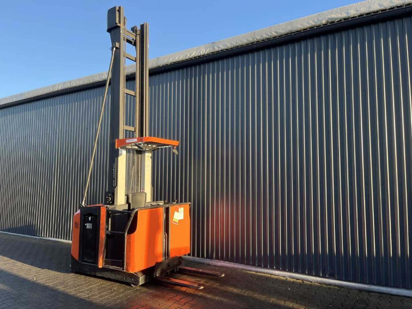 Used Forklift BT OME100H Aukšto kėlimo krautuvas (> 6 m) (Image 3) Used Forklift BT OME100H Aukšto kėlimo krautuvas (> 6 m) (Image 3)