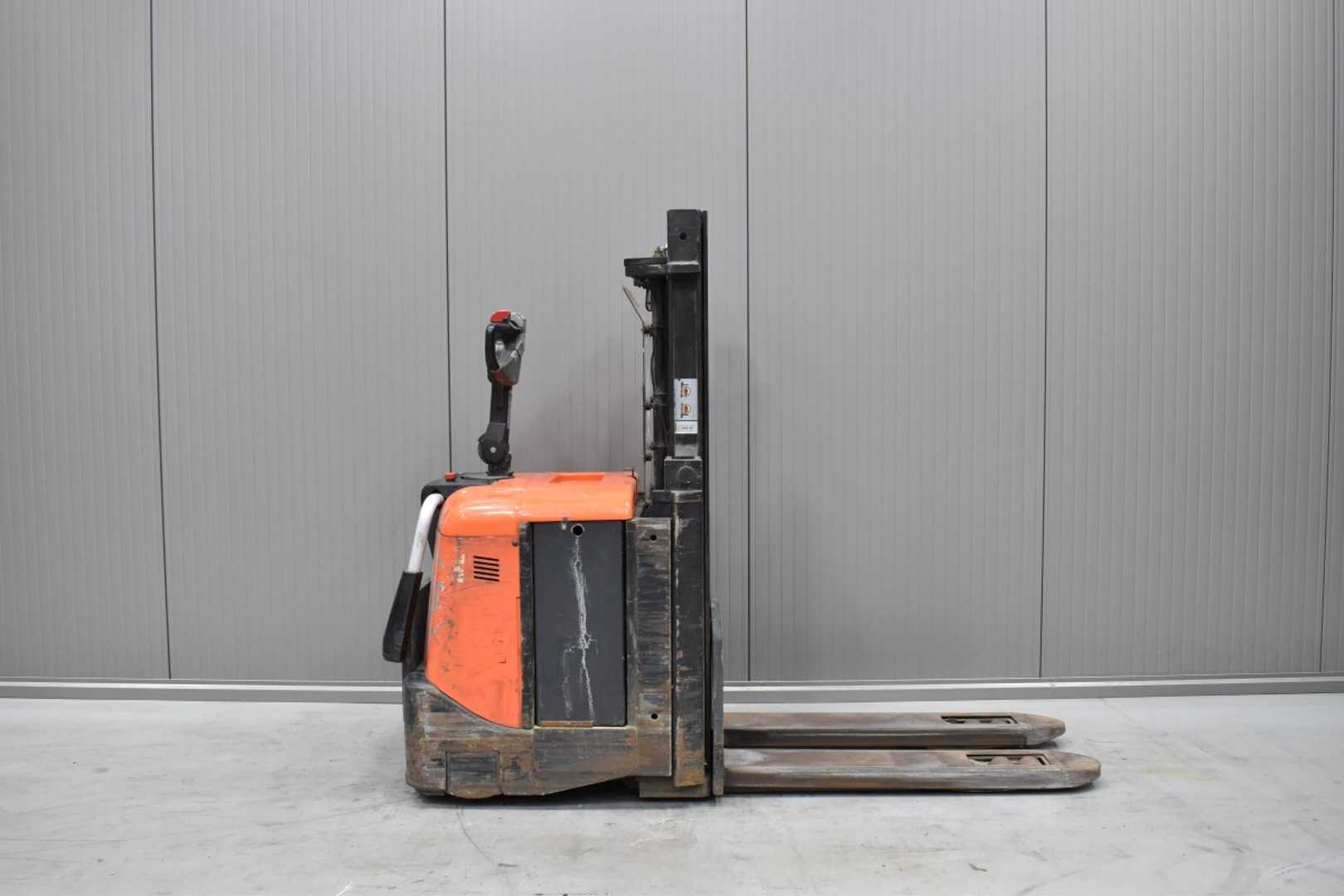 Used Forklift BT SPE 200D /55713/ Aukšto kėlimo krautuvas (> 6 m) (Image 3) Used Forklift BT SPE 200D /55713/ Aukšto kėlimo krautuvas (> 6 m) (Image 3)