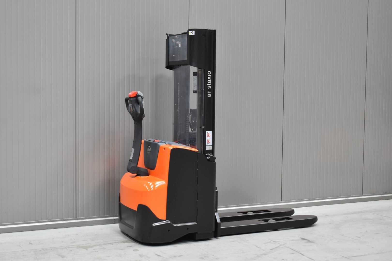 Used Forklift BT SWE 140 /57981/ Aukšto kėlimo krautuvas (> 6 m) (Image 4) Used Forklift BT SWE 140 /57981/ Aukšto kėlimo krautuvas (> 6 m) (Image 4)