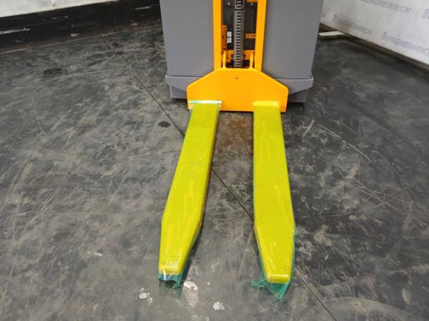 Used Forklift Jungheinrich EKS 110 Z 120 280 ZZ Aukšto kėlimo krautuvas (> 6 m) (Image 8) Used Forklift Jungheinrich EKS 110 Z 120 280 ZZ Aukšto kėlimo krautuvas (> 6 m) (Image 8)