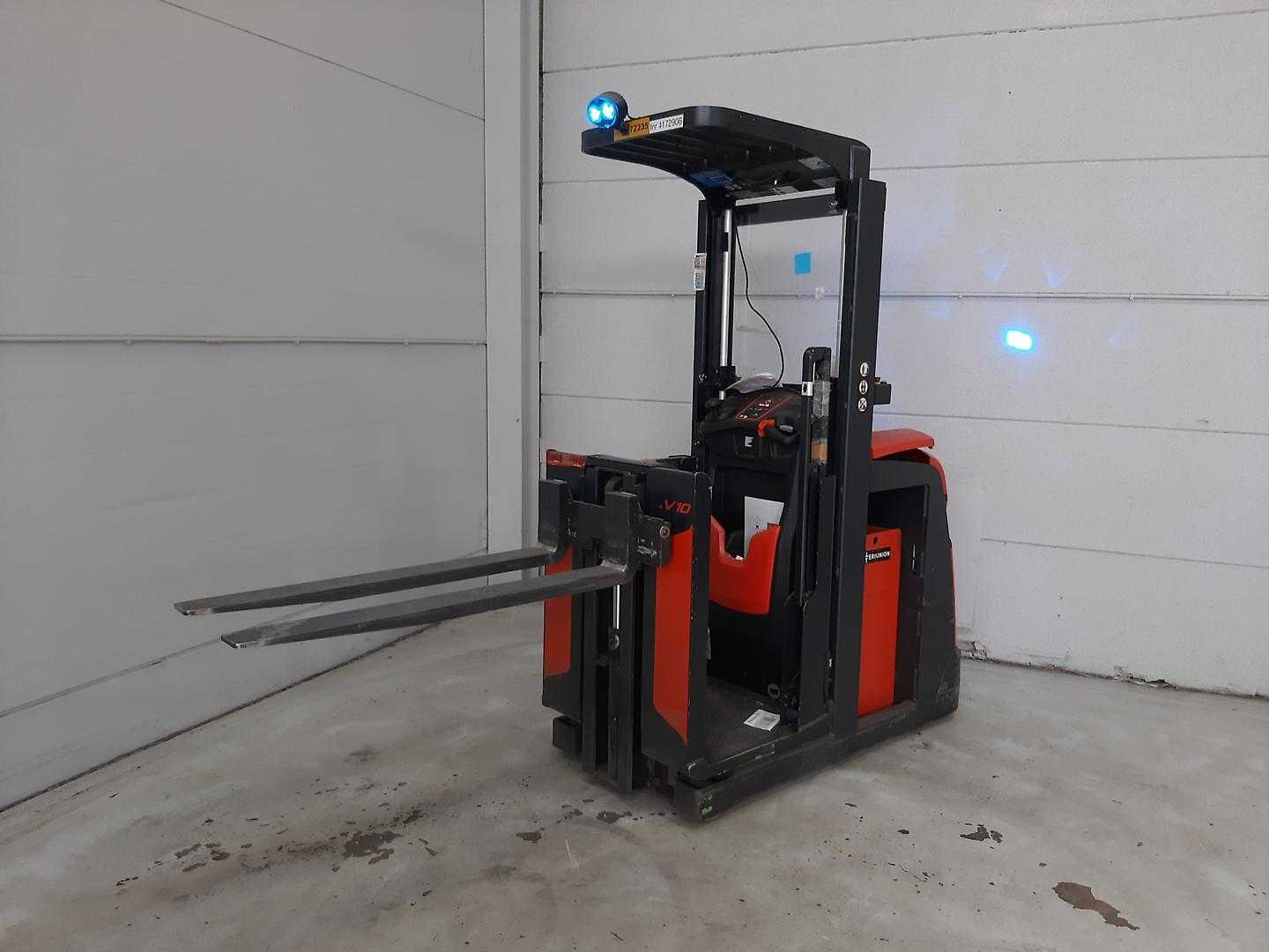 Used Forklift Linde V10 Aukšto kėlimo krautuvas (> 6 m) (Image 2) Used Forklift Linde V10 Aukšto kėlimo krautuvas (> 6 m) (Image 2)