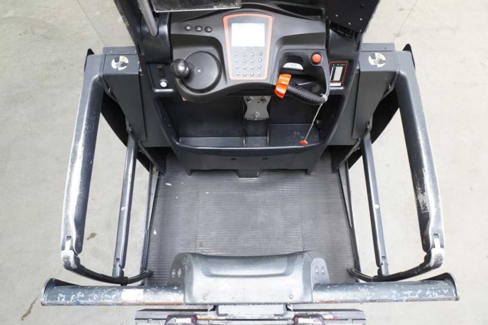Used Forklift Linde V modular 5213 Aukšto kėlimo krautuvas (> 6 m) (Image 3) Used Forklift Linde V modular 5213 Aukšto kėlimo krautuvas (> 6 m) (Image 3)