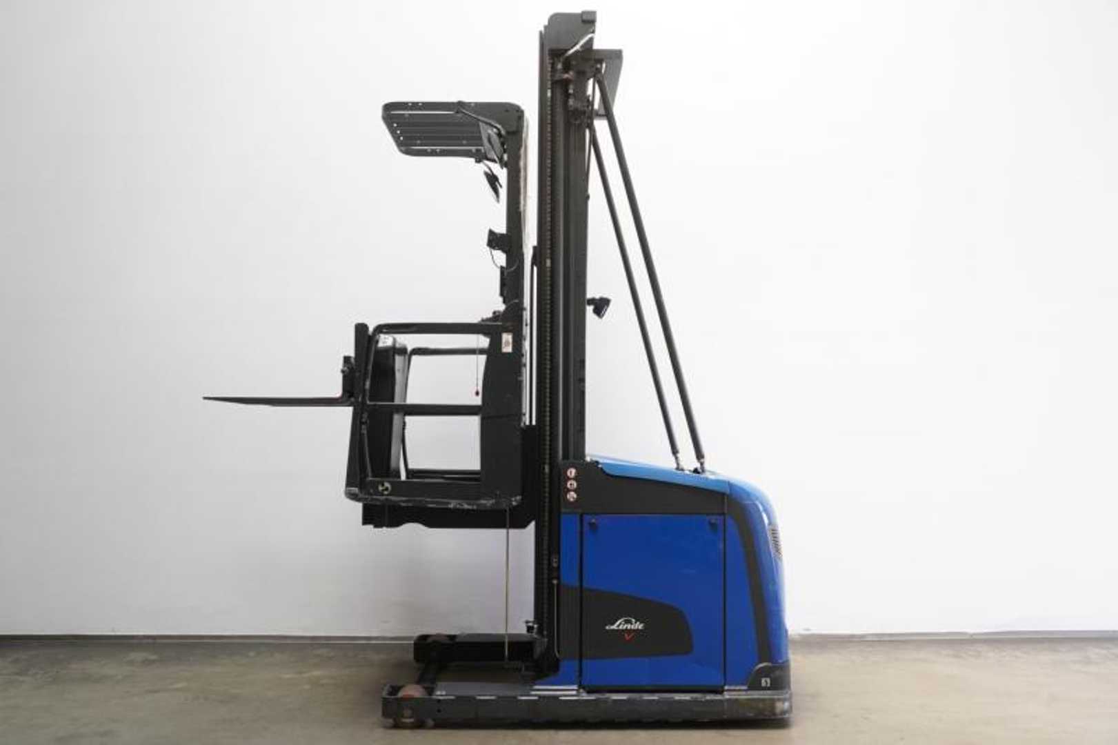 Used Forklift Linde V modular 5213 Aukšto kėlimo krautuvas (> 6 m) (Image 4) Used Forklift Linde V modular 5213 Aukšto kėlimo krautuvas (> 6 m) (Image 4)