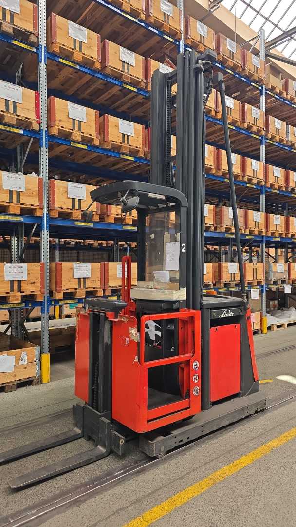 Used Forklift Linde V12 Aukšto kėlimo krautuvas (> 6 m) (Image 4)