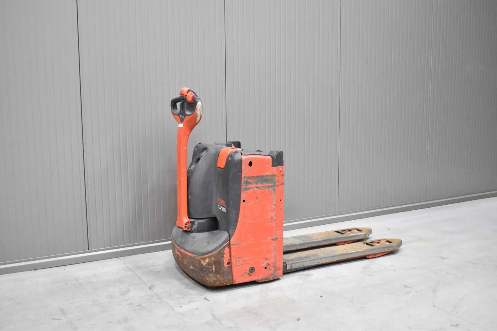 Used Forklift Linde T 16 L /56710/ Aukšto kėlimo krautuvas (> 6 m) (Image 4) Used Forklift Linde T 16 L /56710/ Aukšto kėlimo krautuvas (> 6 m) (Image 4)